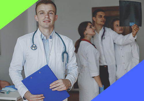 Si usted es médico, quédese en el SIMPLE: le explicamos el porqué