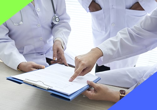 Internado médico será pagado: reforma laboral Ley 2466 de 2025 obliga a remunerar mínimo 1 smmlv a estudiantes